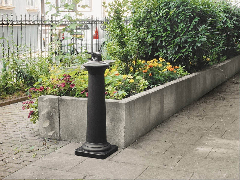 GroundsKeeper Tuscan, Rubbermaid zwart